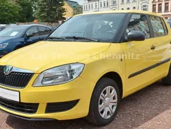 Gelb Gebraucht 2013 Skoda Fabia Cool Edition Limousine | 6.999 € (Etwas zu teuer)