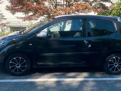 Schwarz Gebraucht 2009 Renault Twingo Rip Curl Kleinwagen | 2.750 €