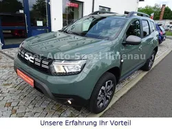 Grün Gebraucht 2023 Dacia Duster Extreme SUV | 23.985 € (Fairer Preis)