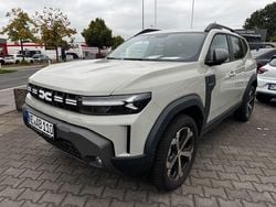 Sandsteinbeige Gebraucht 2024 Dacia Duster Journey SUV | 28.990 € (Fairer Preis)
