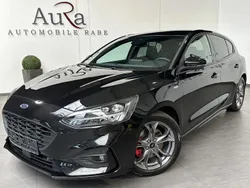 Schwarz Gebraucht 2022 Ford Focus ST-Line Limousine | 17.989 € (Etwas zu teuer)