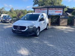 Arktikweiss Gebraucht 2022 Mercedes Citan 108 Van / Kleinbus | 17.850 € (Fairer Preis)