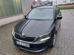 Schwarz Gebraucht 2015 Skoda Fabia Ambition Kombi | 3.150 € (Fairer Preis)