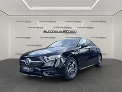 Schwarz Gebraucht 2020 Mercedes A250 AMG line Limousine | 25.690 € (Fairer Preis)