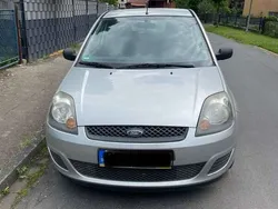 Silber Gebraucht 2007 Ford Fiesta Fun X Kleinwagen | 750 € (Guter Preis)
