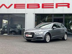 Grau Gebraucht 2016 Audi A3 Limousine | 10.999 € (Guter Preis)