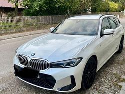 Weiß Gebraucht 2023 BMW 320 M Sport Kombi | 36.900 € (Guter Preis)