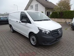 Weiß Gebraucht 2022 Mercedes Vito Van / Kleinbus | 29.990 € (Superpreis)