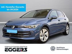 Blau Gebraucht 2024 VW Golf VIII Style Limousine | 31.190 € (Etwas zu teuer)