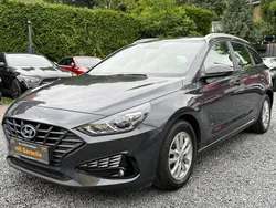 Grau Gebraucht 2021 Hyundai i30 Pure Kombi | 14.999 € (Guter Preis)