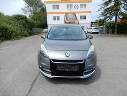 Grau Gebraucht 2013 Renault Scénic III Dynamique Van / Kleinbus | 4.450 € (Superpreis)
