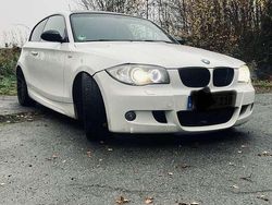 Weiß Gebraucht 2007 BMW 118 M Sport Kleinwagen | 3.500 € (Fairer Preis)