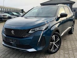 Blau Gebraucht 2022 Peugeot 5008 GT-line Van / Kleinbus | 23.681 € (Teuer)