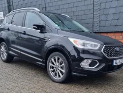 Schwarz Gebraucht 2016 Ford Kuga Vignale SUV | 15.950 € (Etwas zu teuer)