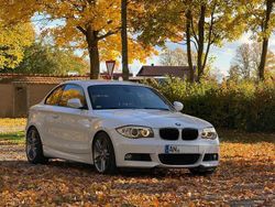 Weiß Gebraucht 2011 BMW 125 M Sport Kleinwagen | 21.999 €
