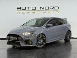 Grau Gebraucht 2017 Ford Focus RS Limousine | 27.990 €