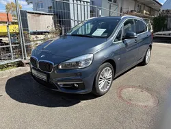 Grau Gebraucht 2016 BMW 220 Active Tourer Luxury Line Van / Kleinbus | 17.295 € (Etwas zu teuer)