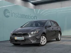 Andere farbe Gebraucht 2023 Kia Ceed Vision Kombi | 24.500 € (Fairer Preis)