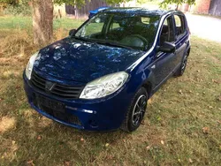 Blau Gebraucht 2010 Dacia Sandero Kleinwagen | 3.350 € (Teuer)