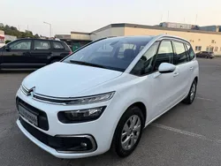 Weiß Gebraucht 2017 Citroën Grand C4 Picasso Feel Van / Kleinbus | 9.980 € (Fairer Preis)