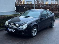 Schwarz Gebraucht 2001 Mercedes C230 Coupé | 1.999 € (Fairer Preis)