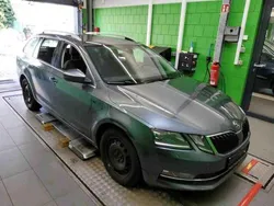 Grau Gebraucht 2020 Skoda Octavia Style Kombi | 9.499 € (Teuer)