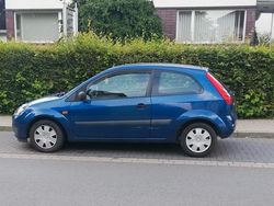 Blau Gebraucht 2007 Ford Fiesta Kleinwagen | 1.300 € (Fairer Preis)