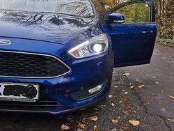 Blau Gebraucht 2017 Ford Focus Cool & Connect Kombi | 9.000 € (Fairer Preis)