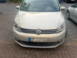 Silber Gebraucht 2010 VW Touran Van / Kleinbus | 7.300 € (Fairer Preis)