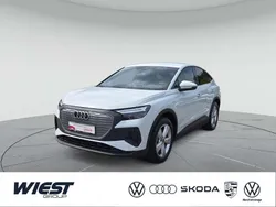 Gletscherweiß metallic Gebraucht 2022 Audi Q4 e-tron SUV | 28.840 €