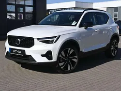 Weiß Gebraucht 2024 Volvo XC40 Ultra SUV | 41.990 € (Etwas zu teuer)