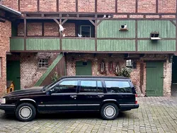 Schwarz Gebraucht 1993 Volvo 960 Kombi | 3.000 €