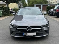 Grau Gebraucht 2020 Mercedes CLA200 Progressive Coupé | 28.500 € (Guter Preis)