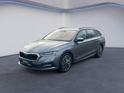 Grau Gebraucht 2022 Skoda Octavia Ambition Kombi | 23.795 € (Guter Preis)