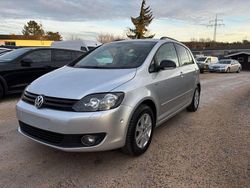 Silber Gebraucht 2012 VW Golf Plus Cross Match Van / Kleinbus | 3.990 € (Guter Preis)