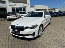 Weiß Gebraucht 2021 BMW 530 Luxury Line Limousine | 31.900 € (Superpreis)