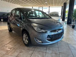 Grau Gebraucht 2011 Hyundai ix20 Comfort Van / Kleinbus | 3.390 € (Guter Preis)