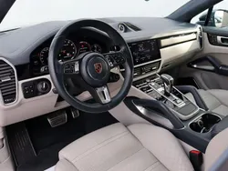Blau Gebraucht 2020 Porsche Cayenne Turbo S SUV | 94.900 € (Teuer)
