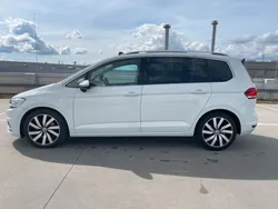Weiß Gebraucht 2019 VW Touran IQ Drive Van / Kleinbus | 21.000 € (Etwas zu teuer)