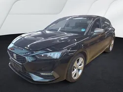 Midnight schwarz metallic (metallic) Gebraucht 2025 Seat Leon FR Limousine | 27.900 € (Fairer Preis)
