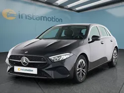 Schwarz Gebraucht 2024 Mercedes A220 Limousine | 34.699 € (Fairer Preis)