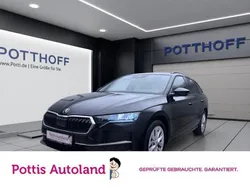 Schwarz Gebraucht 2024 Skoda Octavia Selection Kombi | 28.222 € (Guter Preis)
