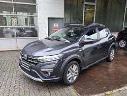 Grau Gebraucht 2022 Dacia Sandero Comfort Kleinwagen | 12.980 € (Guter Preis)