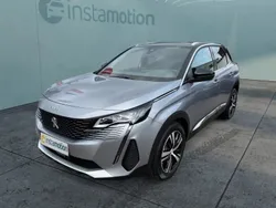 Grau Gebraucht 2023 Peugeot 3008 GT SUV | 33.695 € (Teuer)