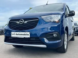 Blau Gebraucht 2022 Opel Combo Life Ultimate Van / Kleinbus | 25.470 € (Fairer Preis)