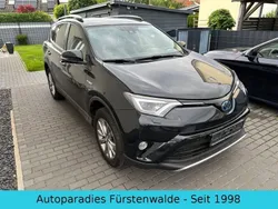Schwarz Gebraucht 2018 Toyota RAV4 Hybrid Team SUV | 17.900 € (Fairer Preis)