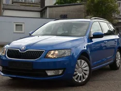 Modra race/race blue Gebraucht 2014 Skoda Octavia Ambition Kombi | 7.950 € (Guter Preis)