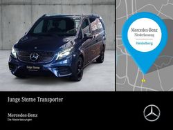 Blau Gebraucht 2024 Mercedes V300 Avantgarde Edition Van / Kleinbus | 68.980 € (Fairer Preis)
