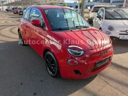 Rot Gebraucht 2022 Fiat 500e Red Kleinwagen | 16.880 € (Guter Preis)