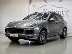 Grau Gebraucht 2015 Porsche Cayenne SUV | 40.490 €